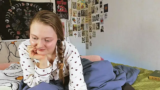 WonderConnie1 online show from September 28, 2:22 pm