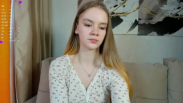 Snapshot of Angel_oci chatting on October 21, 1:59 pm Angel oci online show from October 21, 1:59 pm