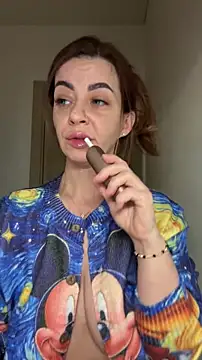 Roxanne Skye online show from November 25, 3:09 am