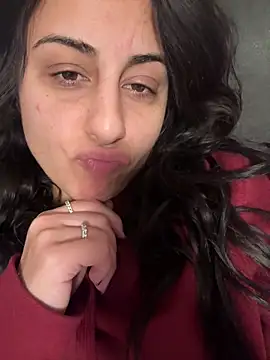 BabyLeopard online show from December 18, 3:50 pm