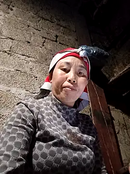 me-cute online show from November 23, 12:29 pm