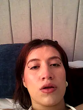 Snapshot of BrunnetAri_ chatting on October 16, 3:58 pm BrunnetAri online show from October 16, 3:58 pm