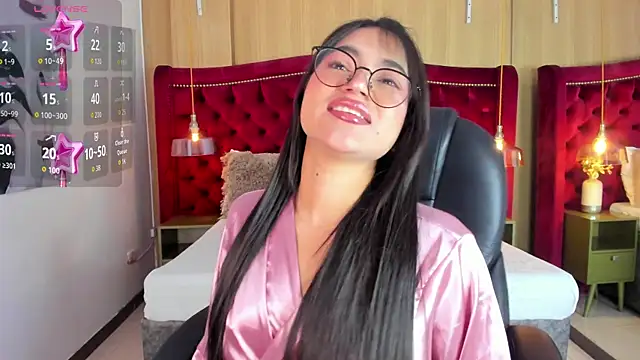 kendalFox  online show from September 26, 1:20 pm