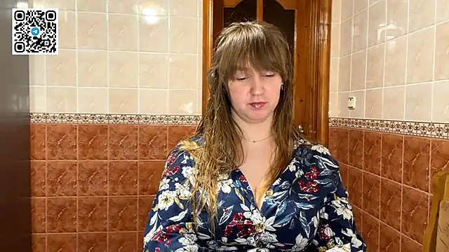 MaroonMoon  online show from February 12, 9:49 pm