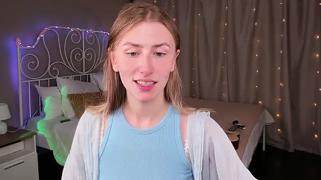 VesperaCeleste online show from September 18, 3:38 am