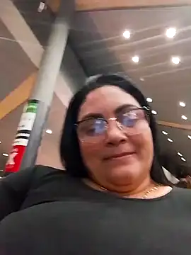 Snapshot of tiffany_Johnson1 chatting on October 21, 11:20 pm tiffany Johnson1 online show from October 21, 11:20 pm