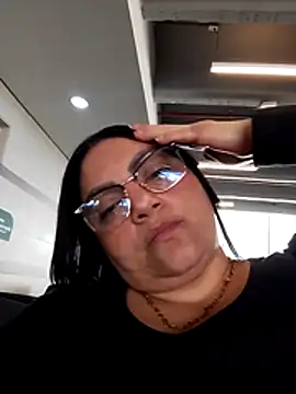 Snapshot of tiffany_Johnson1 chatting on October 30, 6:31 pm tiffany Johnson1 online show from October 30, 6:31 pm