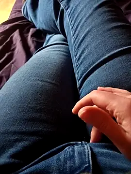 Horny mummy online show from January 19, 12:23 pm