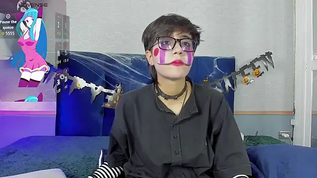 Tsuki Maru online show from October 29, 8:33 pm