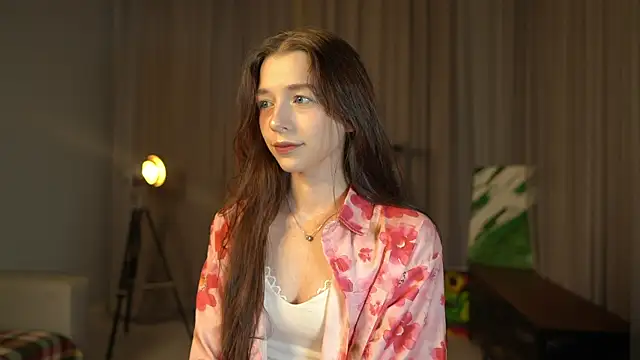 Snapshot of RoxieBolich chatting on October 22, 1:38 pm RoxieBolich online show from October 22, 1:38 pm