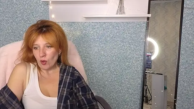 Elannaria online show from September 27, 4:58 pm