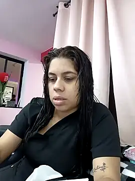 Snapshot of GabyMontenegro chatting on October 22, 6:24 pm GabyMontenegro online show from October 22, 6:24 pm