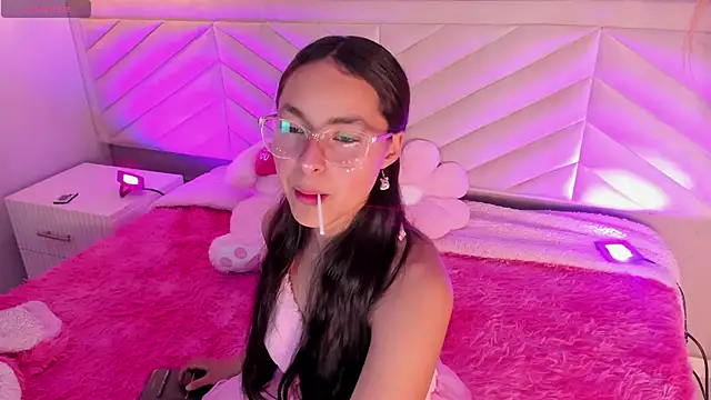 Annie  2 online show from November 21, 4:03 am