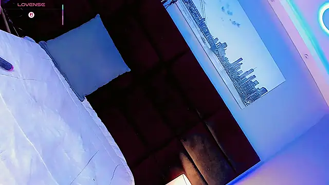 Nauthy girl online show from December 19, 1:14 pm