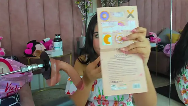 LizzyOlsen online show from October 18, 9:27 pm