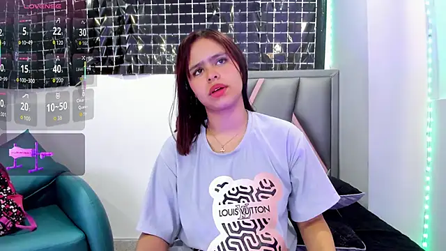 Sofia villareal online show from November 23, 12:40 pm