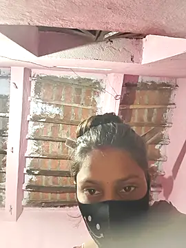 posewith online show from October 13, 10:56 pm