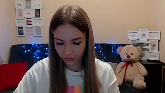 aSingleOne online show from February 22, 1:17 am