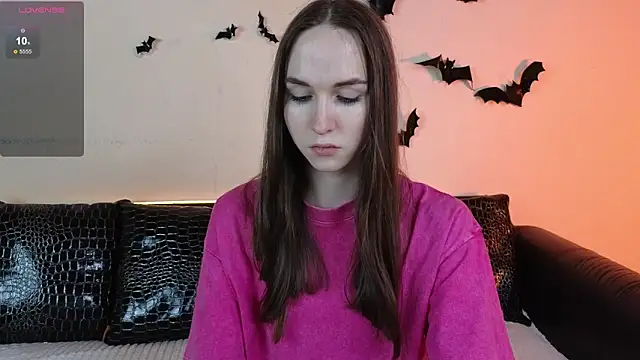 Angeel Kate online show from November 11, 12:46 pm