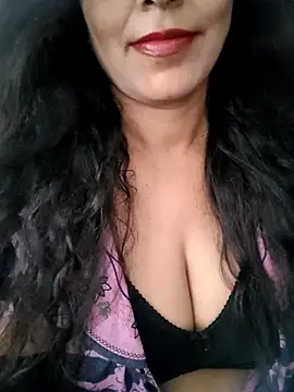 Snapshot of Deepa_Sharma143 chatting on September 30, 7:47 am Deepa Sharma143 online show from September 30, 7:47 am