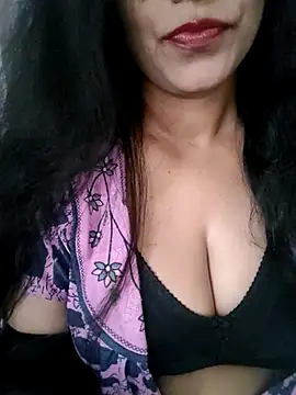 Snapshot of Deepa_Sharma143 chatting on October 22, 2:05 am Deepa Sharma143 online show from October 22, 2:05 am