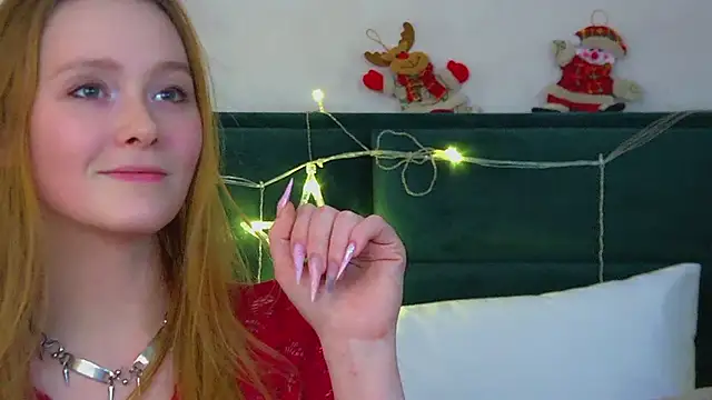 AgataFoxley online show from December 14, 8:03 pm