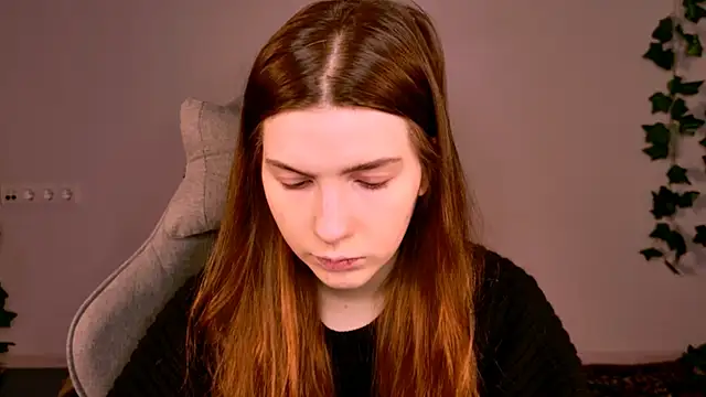 AliceCUNTach online show from January 15, 5:35 am