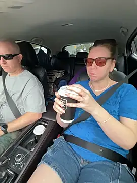 aussiepeaches online show from December 22, 9:29 pm