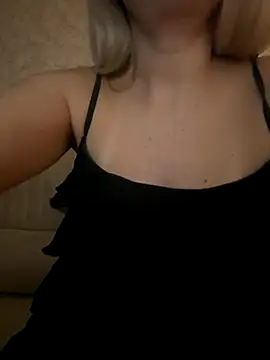 Nikihot   online show from October 8, 6:07 am