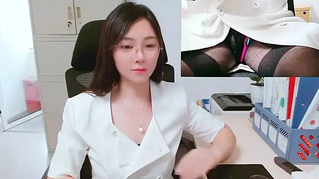OL-Lily online show from October 10, 3:55 am