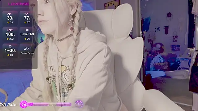 Snapshot of Talulaa chatting on October 23, 6:14 pm Talulaa online show from October 23, 6:14 pm