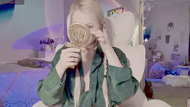 Talulaa online show from November 14, 6:30 pm