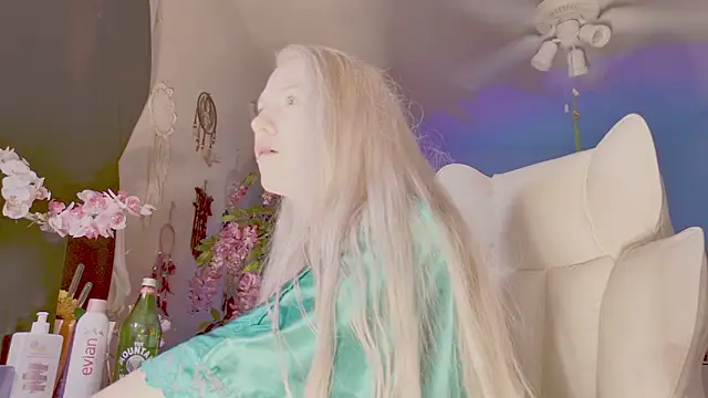 Talulaa online show from February 28, 12:43 am