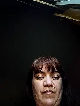 isabella931054 online show from October 5, 1:38 pm