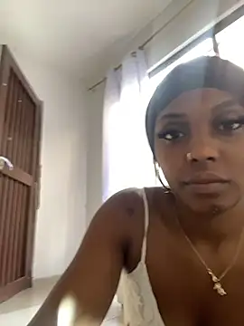 zaracollins01 online show from March 4, 10:16 pm