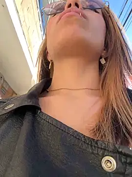 yourrmuse online show from October 2, 9:53 pm