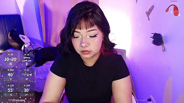 annie-russel online show from November 7, 7:36 am