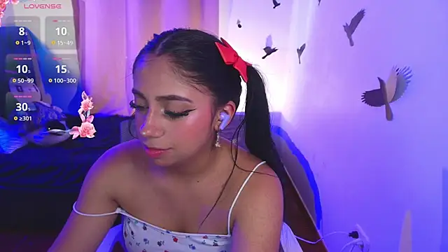 luna-cute online show from October 10, 5:40 pm