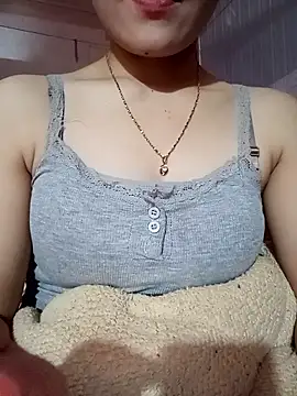 LucyyLy online show from January 12, 6:40 am