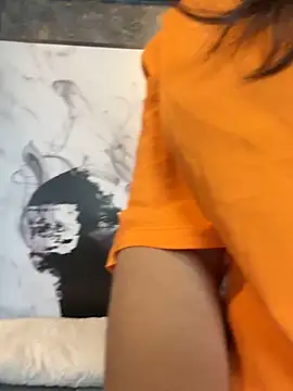 Tayler Kim online show from October 21, 7:07 pm