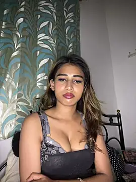 STRIP GLOW online show from February 25, 7:23 pm