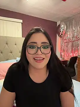 MyHoneyFrida online show from December 21, 6:28 am