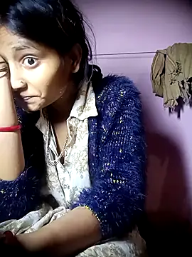 Hot Mayra  online show from December 4, 6:04 am