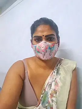 sherlin24 online show from November 4, 4:12 pm