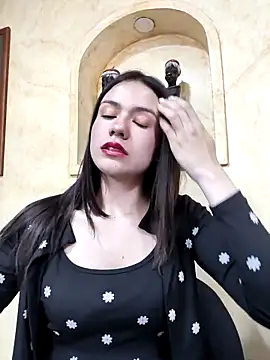 CHARLOTTE  05 online show from September 23, 3:54 pm