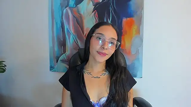 Roseaurora online show from October 22, 1:27 pm