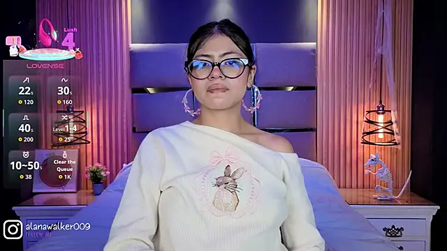 AlanaWalker9 online show from November 28, 7:55 am