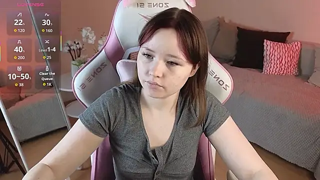 Sweetie Hope online show from February 26, 4:39 pm