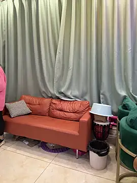 Snapshot of Susu-Asia chatting on October 16, 11:46 am Susu-Asia online show from October 16, 11:46 am