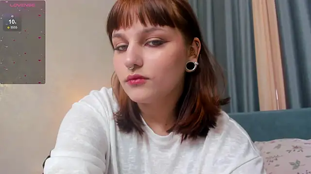 LeslieThomass online show from October 24, 8:10 am